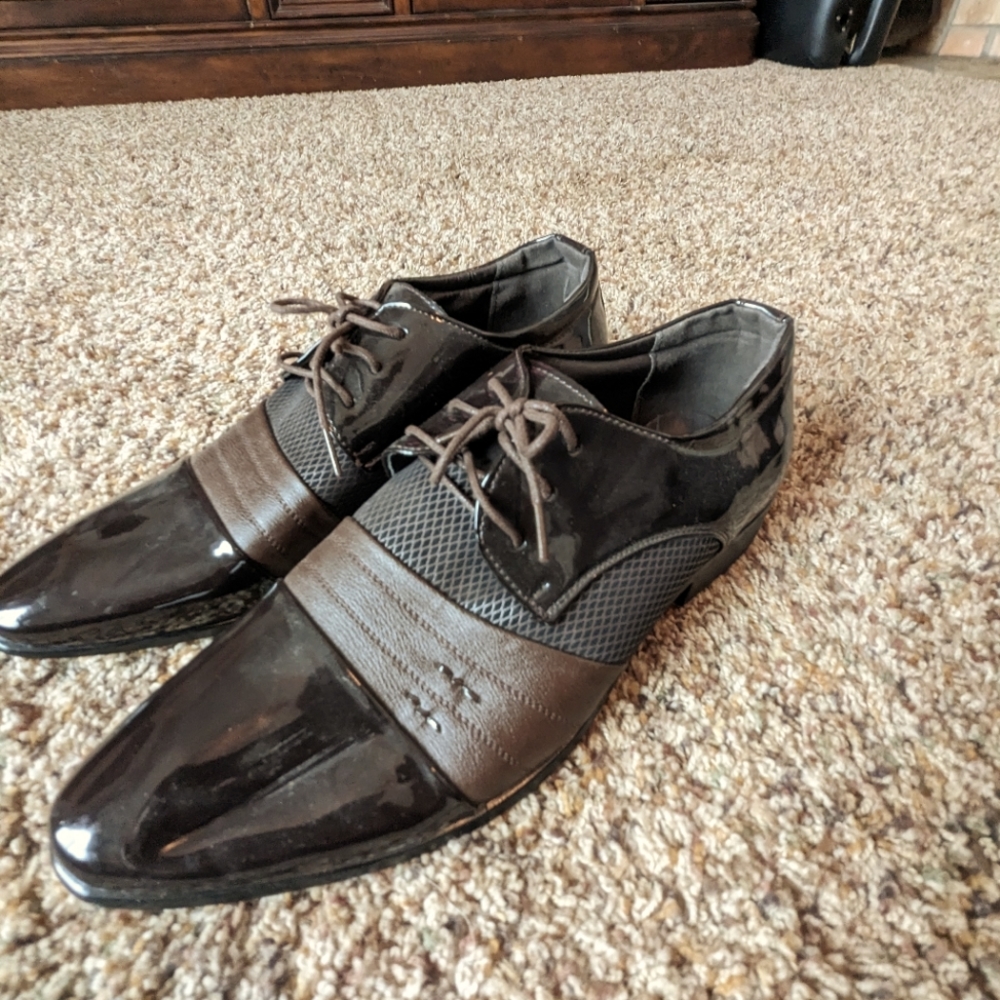 Brown dress shoes